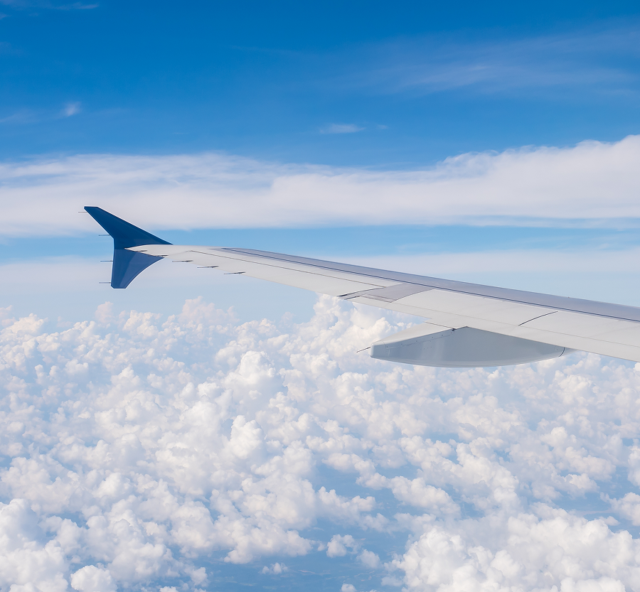 Aircraft-cloud